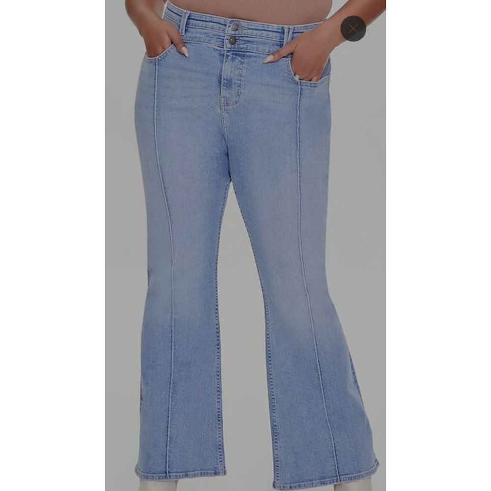 Flare Jeans